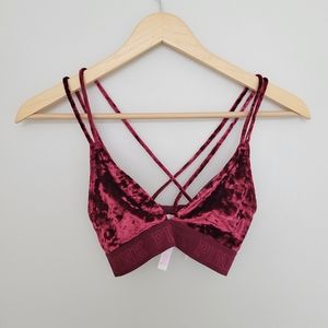 PINK V/S Velvet Strapy Bra Size XS